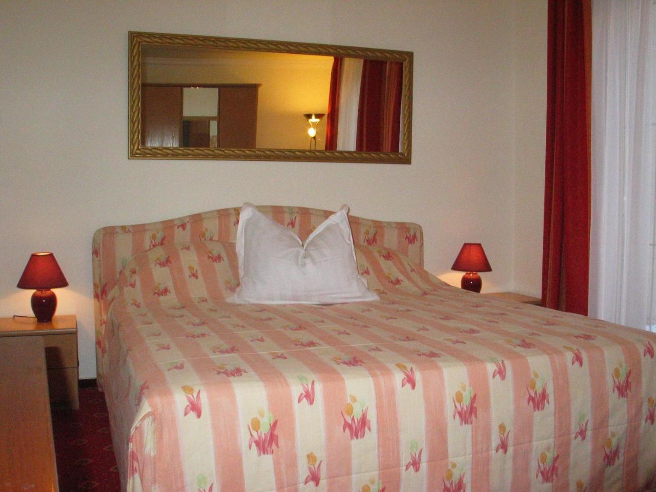 Hotel Winzerverein Zeltingen-Rachtig Εξωτερικό φωτογραφία